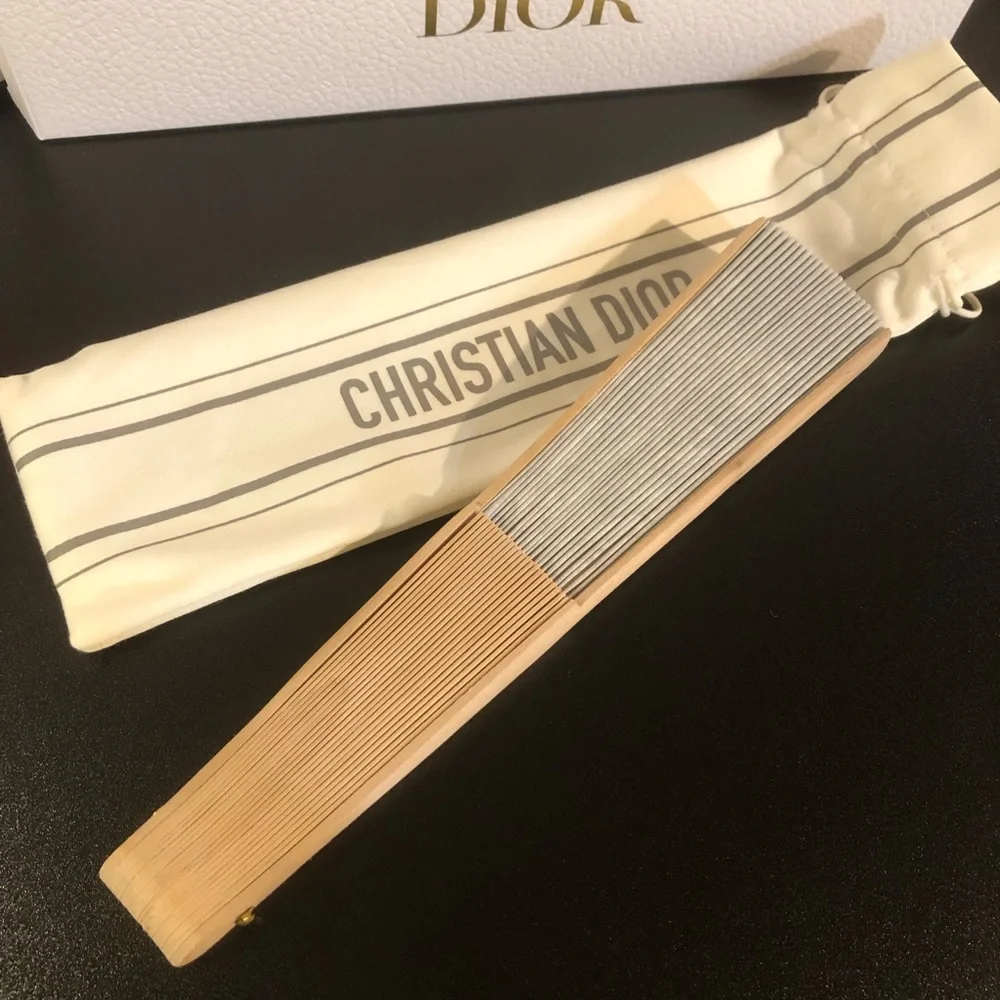 Rare Dior Beauty Limited Edition Set 3 Pouches + Toile de Jouy Folding Fan NEW
